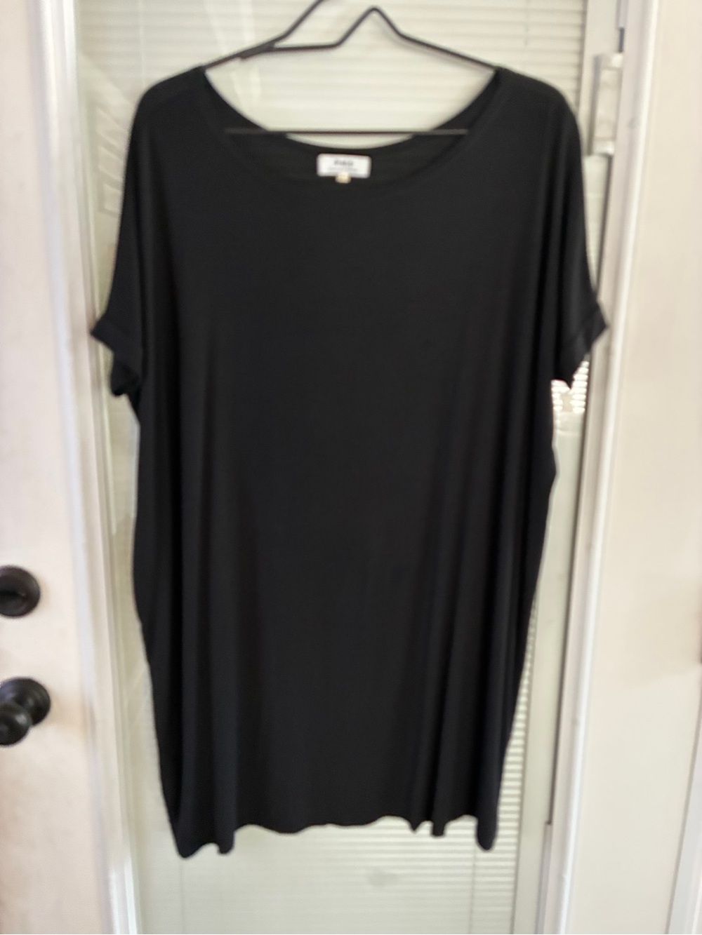 Piko 1988 Black Relaxed Tunic Tee